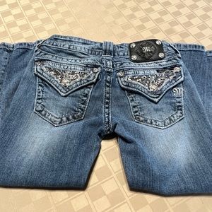 Miss Me Women's Cuffed Capri Jeans Size 25 X 21 Flap Pockets Bling Jewels Shorts